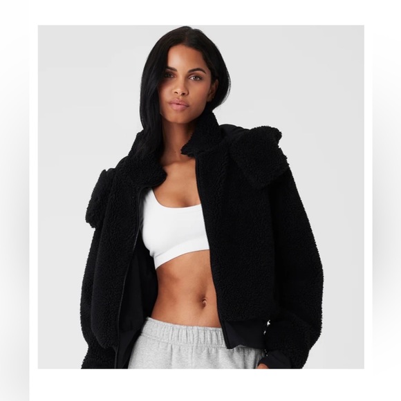Alo Yoga Foxy Sherpa Buy Now